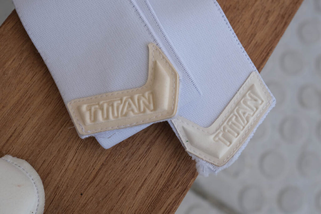 T1tan Rebel 2.0 White-Out details - DistrictVoetbal